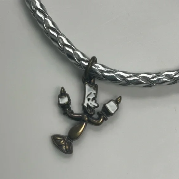 Lot of 5 Disney bracelets. - Picture 5 of 8